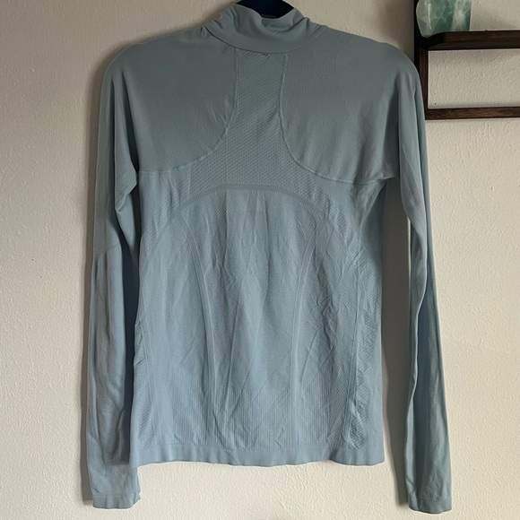 Athletic jacket - Picture 4 of 4